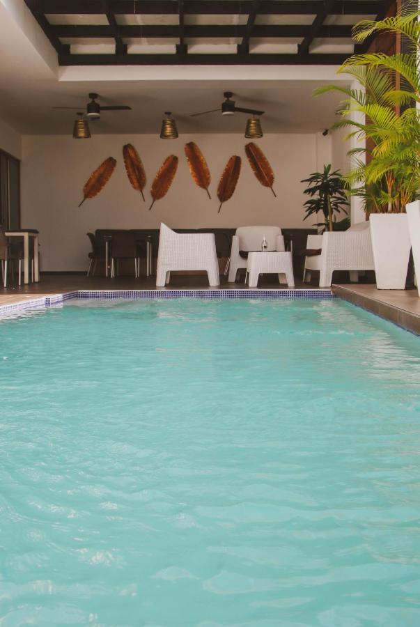 Remfort Hotel Santa Ana Buitenkant foto