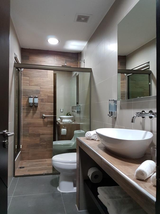 Remfort Hotel Santa Ana Buitenkant foto