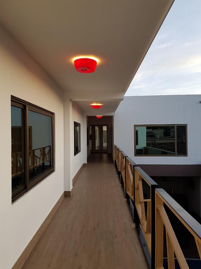Remfort Hotel Santa Ana Buitenkant foto