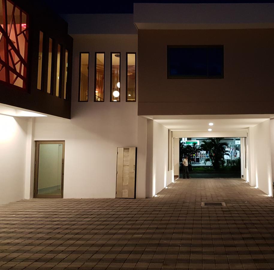Remfort Hotel Santa Ana Buitenkant foto